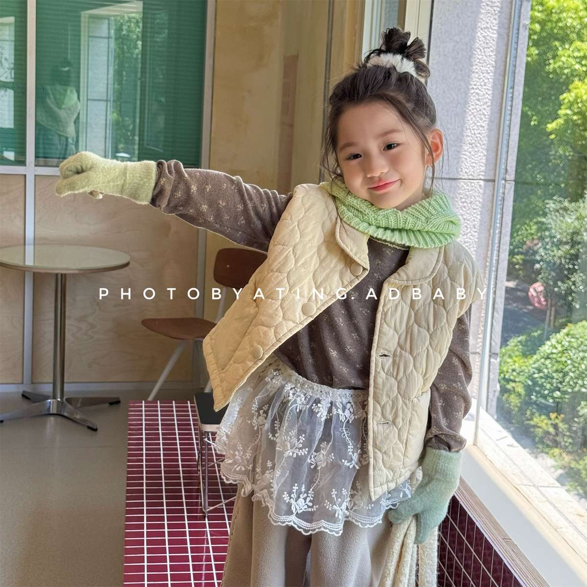 -キルティングベスト ノースリーブ 中綿入り 花柄プリント【mh0011425】 - mamahalo shop - ベスト -  べビー服 - 子供服 - 男の子 - 女の子