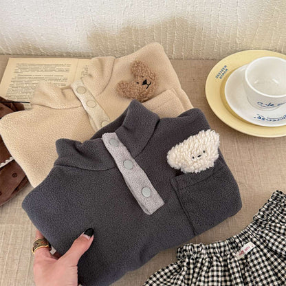 -フリースプルオーバー ハイネック スナップボタン もこもこワッペン【mh0011428】 - mamahalo shop - トレーナー・フーディ -  べビー服 - 子供服 - 男の子 - 女の子