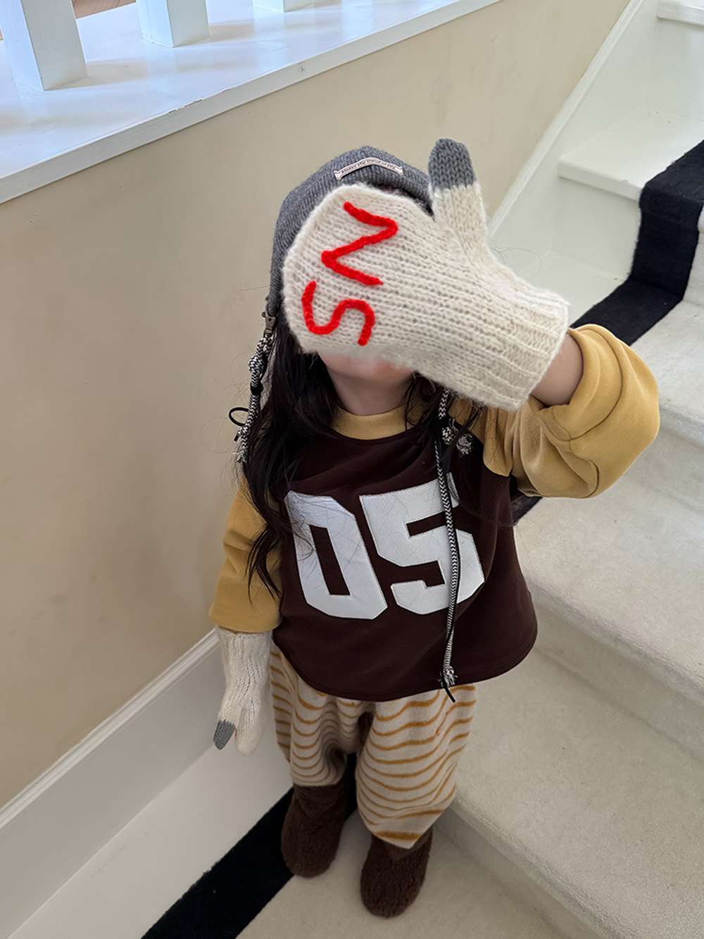 長袖スウェット | ナンバーロゴ | 裏起毛ラグランプルオーバー【mh0011473】