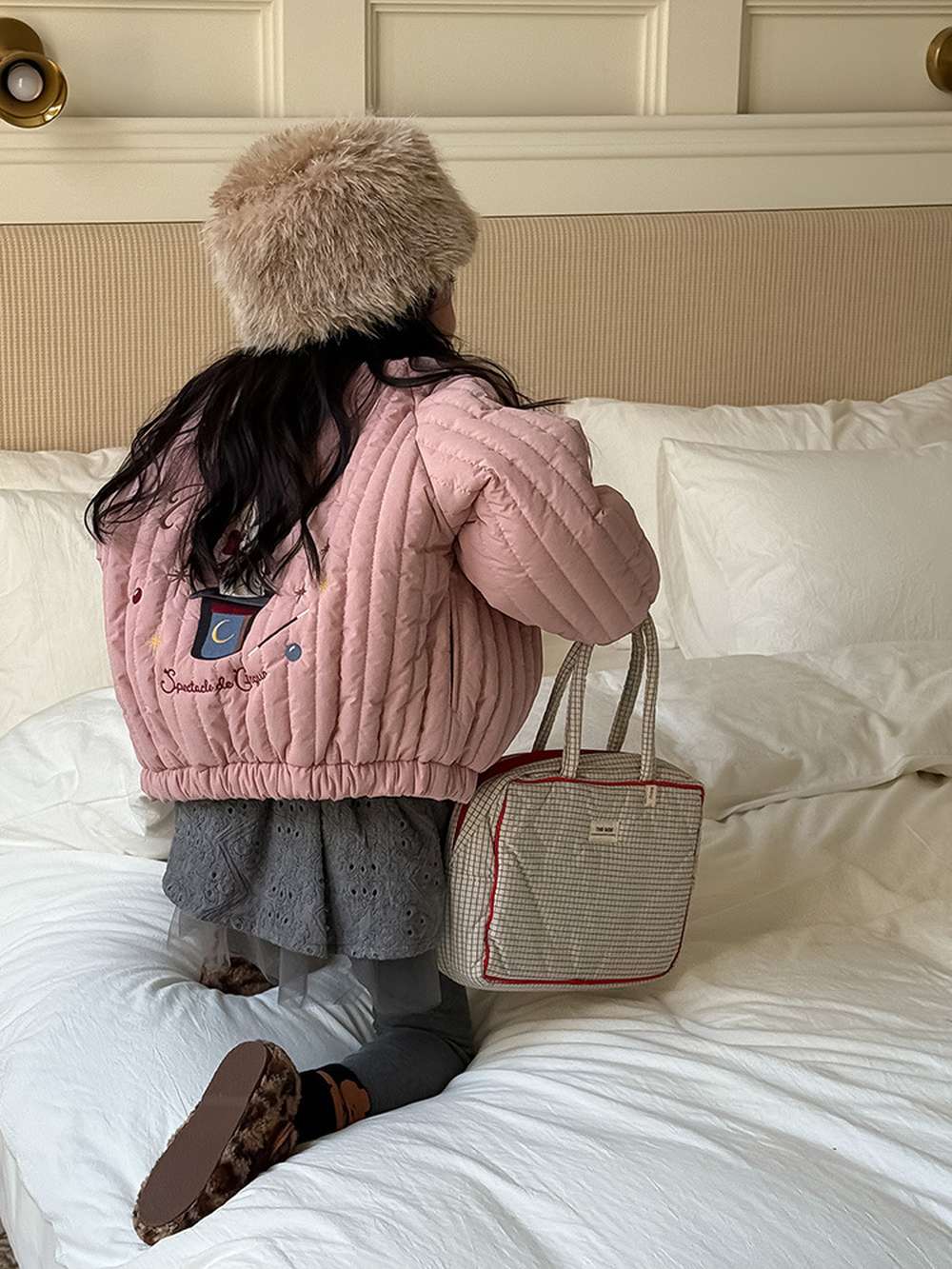 Long-sleeved quilted jacket | Padded and fully embroidered | Character print outerwear [mh0011467]