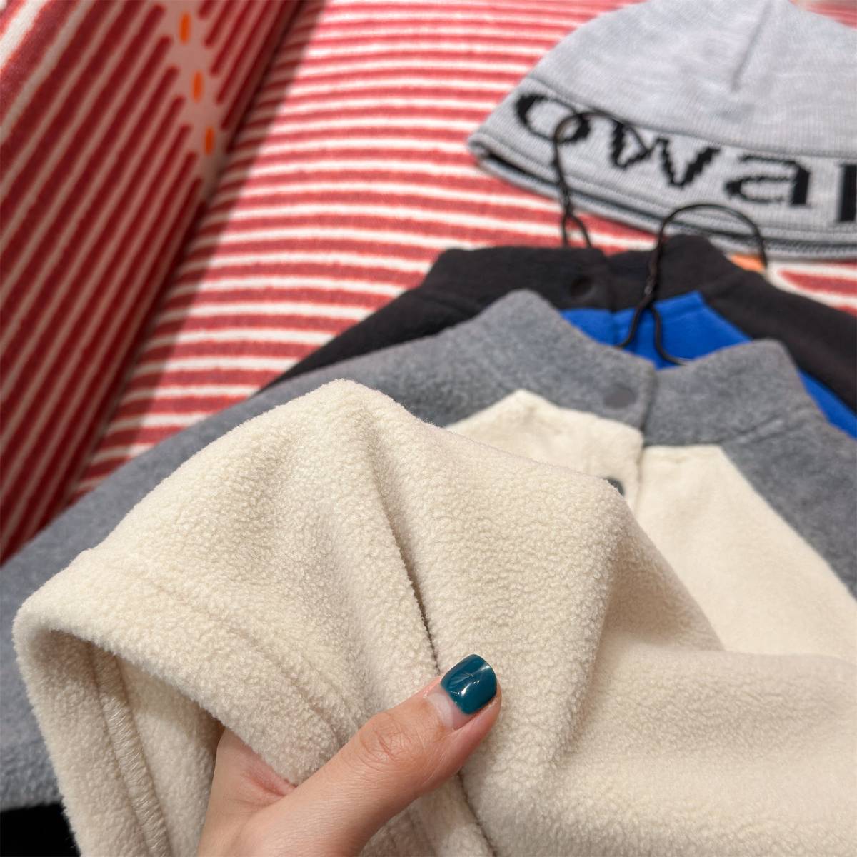 -長袖Tシャツ フリース素材 ラグラン袖 プリントロゴ ハイネック【mh0011410】 - mamahalo shop - 長袖Tシャツ -  べビー服 - 子供服 - 男の子 - 女の子