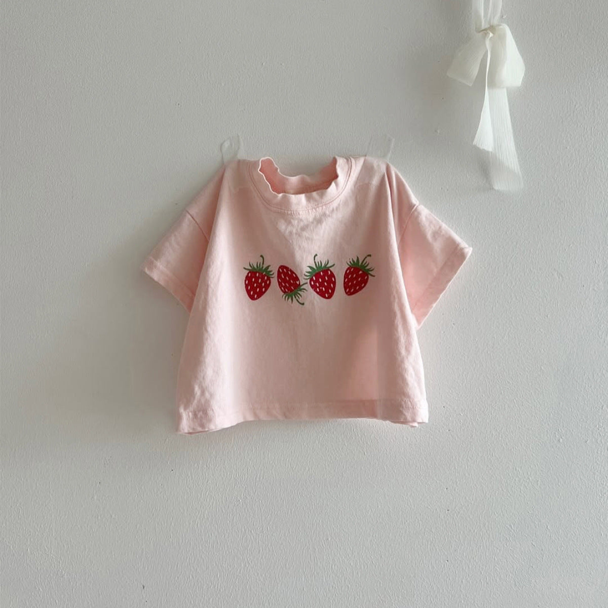 Strawberry Print Crewneck Tee ストロベリー 半袖Tシャツ【mh0013612】