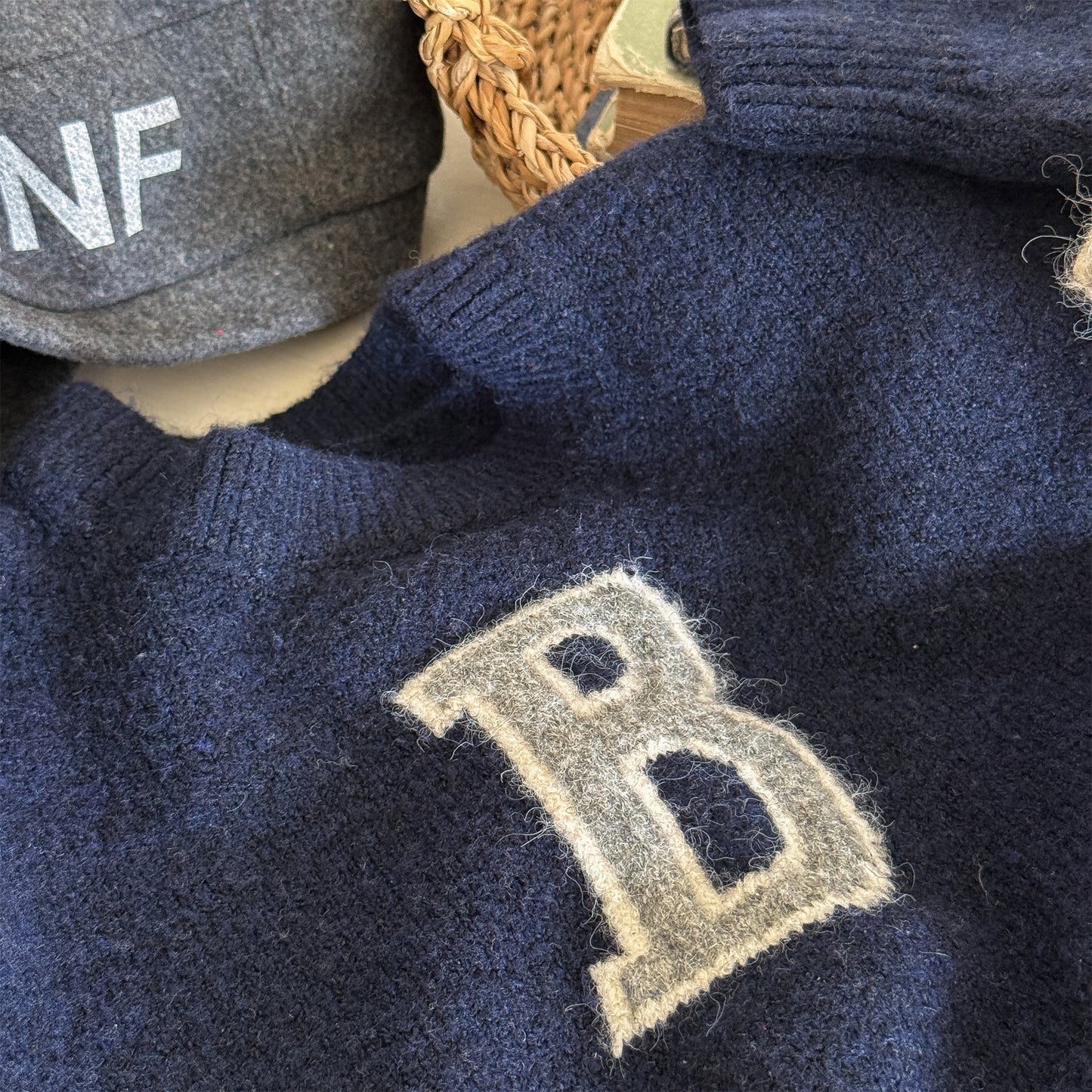 -ビッグワッペンニットセータープルオーバー【mh0010813】 - mamahalo shop - ニット・セーター -  べビー服 - 子供服 - 男の子 - 女の子