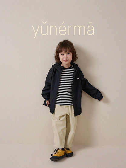 キッズ用ワイドロングパンツ（アイボリー系）前開き風のゆとり