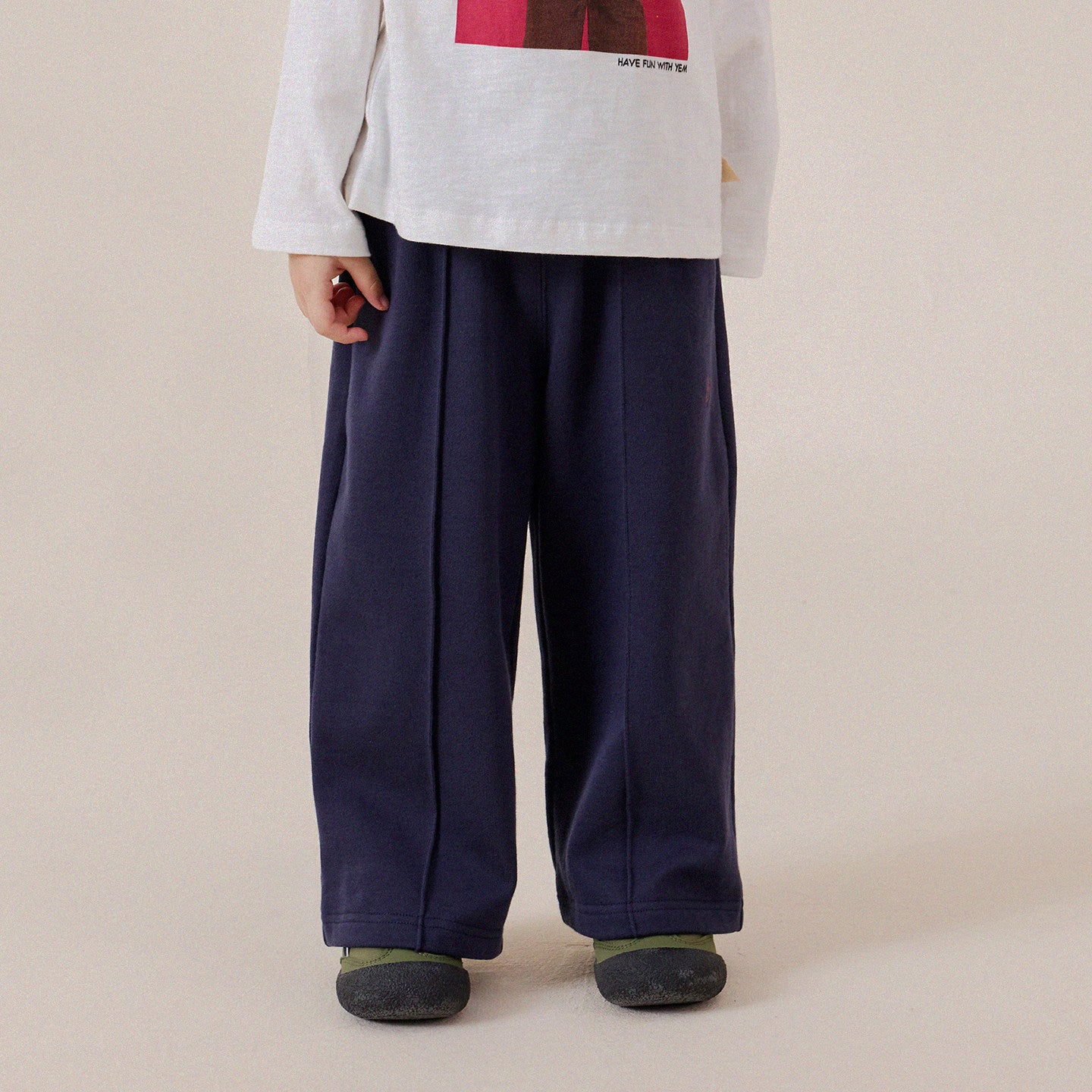 Pantalones largos de chándal rectos con pinzas delanteras centrales para niños y jóvenes [mh0014247]