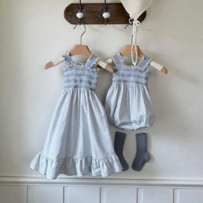 Smocked Ruffle Hem Dress ノースリーブワンピース【mh0013208】