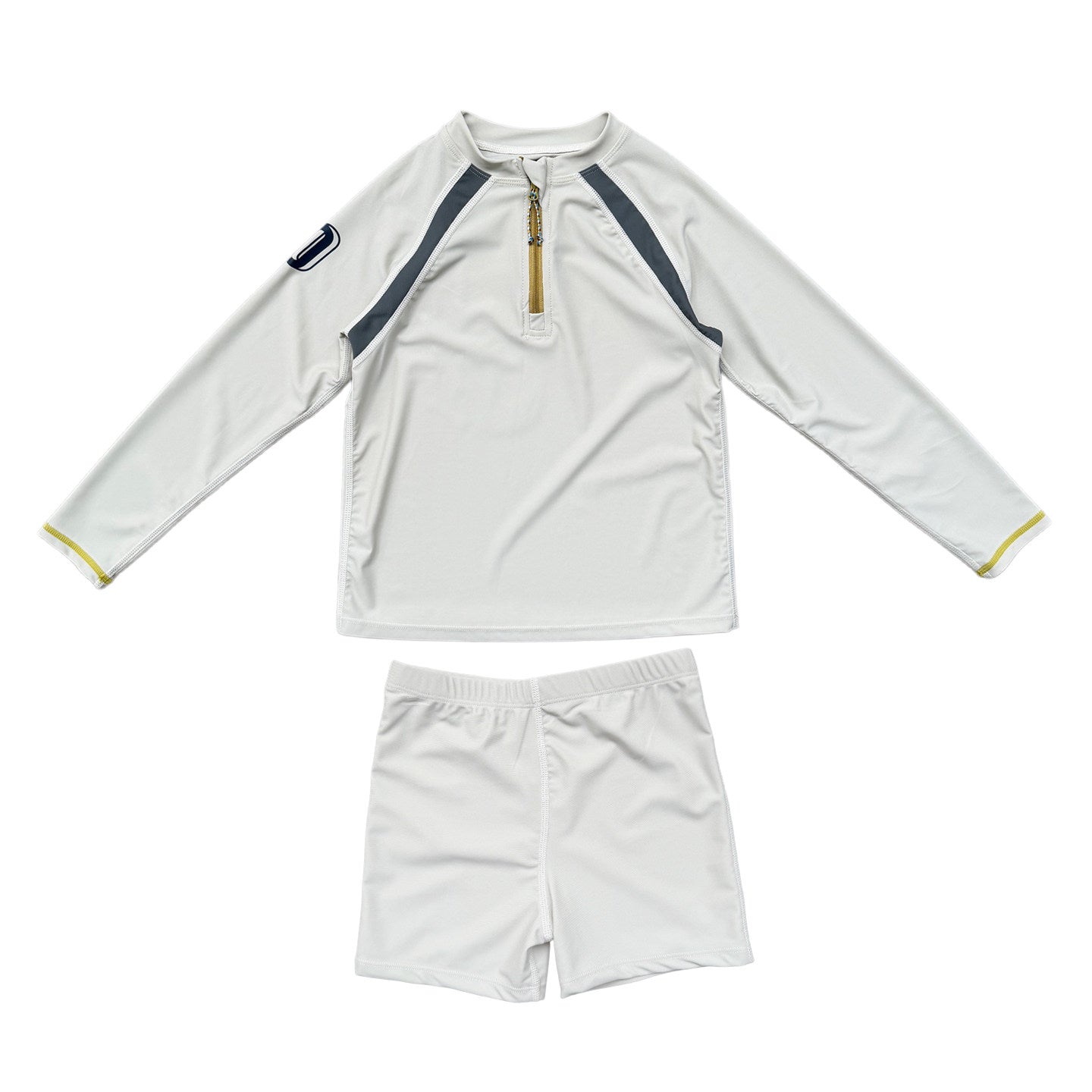 Sporty Front-Zip Rash Guard Swimsuit Set 長袖ラッシュガード ショートパンツ 水着【mh0013625】