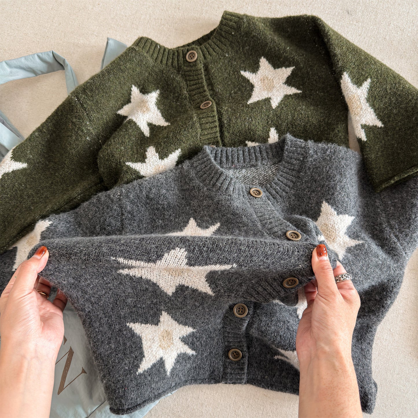 ニットカーディガン スター星 モノトーン ラグラン カジュアル アウター【mh0011612】