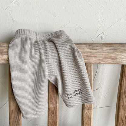 -キッズ レターロゴ ワッフル ハーフ レギンス パンツ【mh0000762】 - mamahalo shop - レギンスパンツ -  べビー服 - 子供服 - 男の子 - 女の子