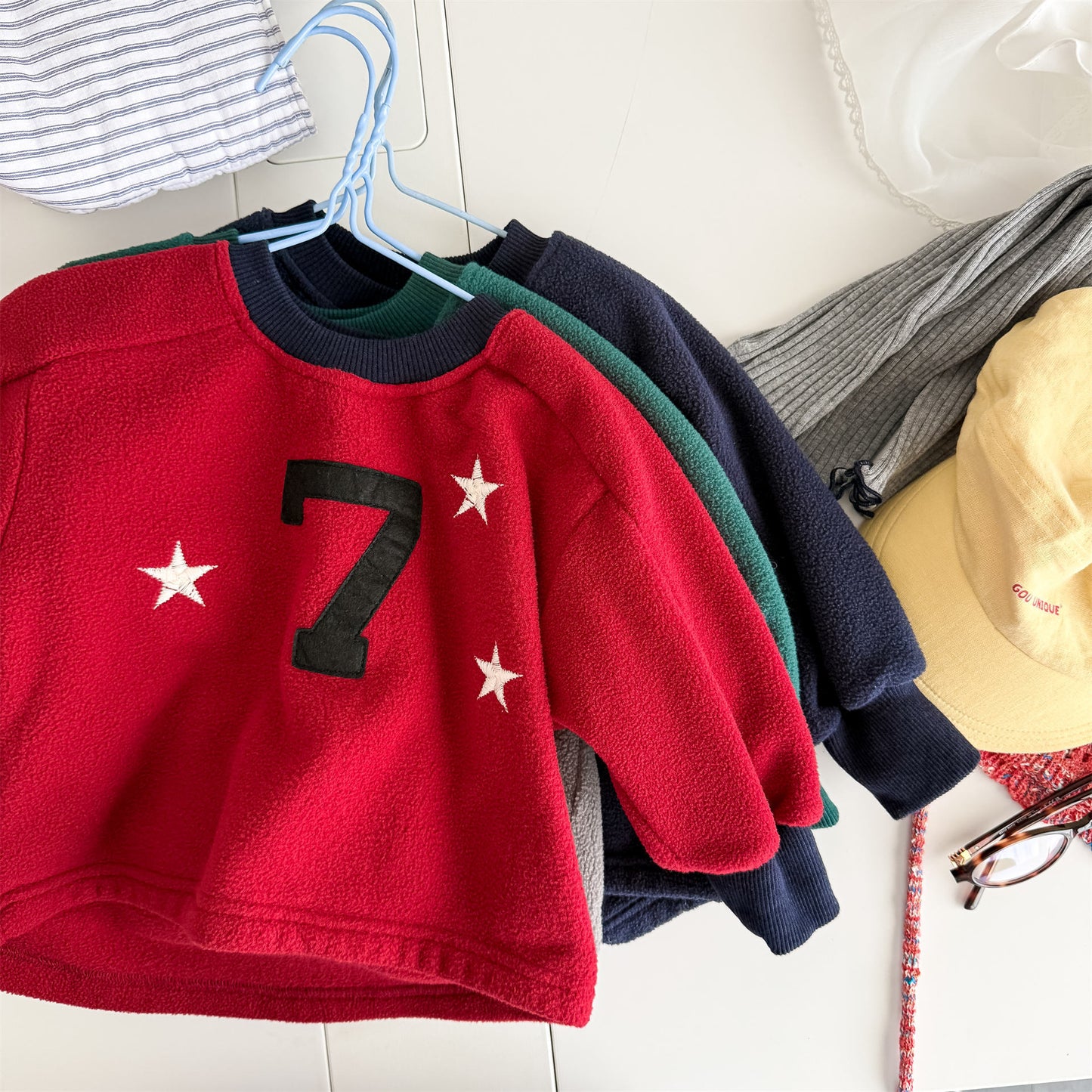 -ナンバーワッペン星柄フリーストレーナー【mh0010909】 - mamahalo shop - トレーナー・フーディ -  べビー服 - 子供服 - 男の子 - 女の子