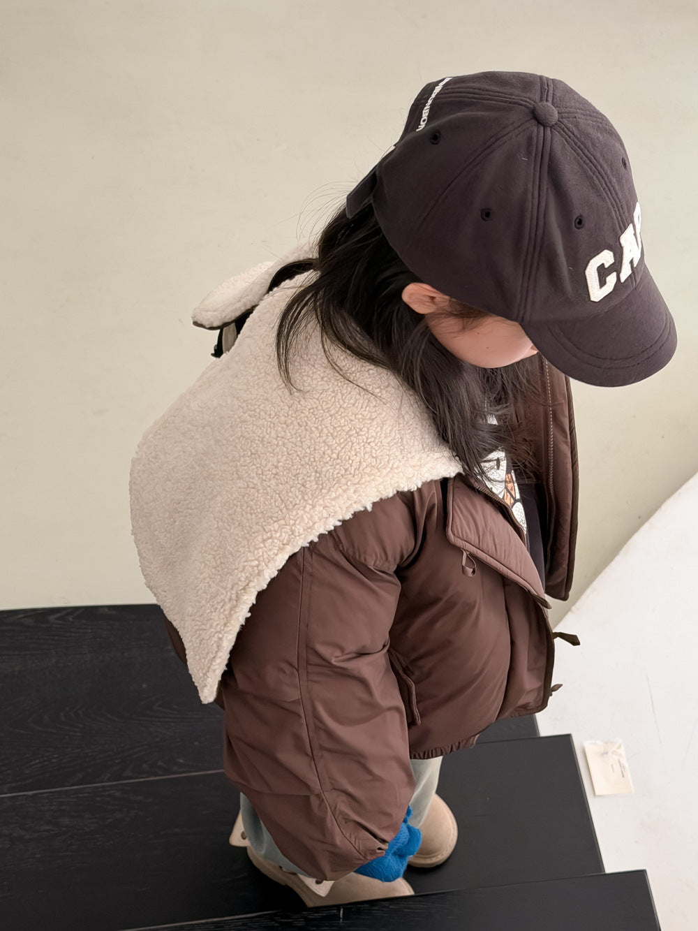 Padded blouson jacket with fleece lining and hood, featuring large lapels [mh0011864]