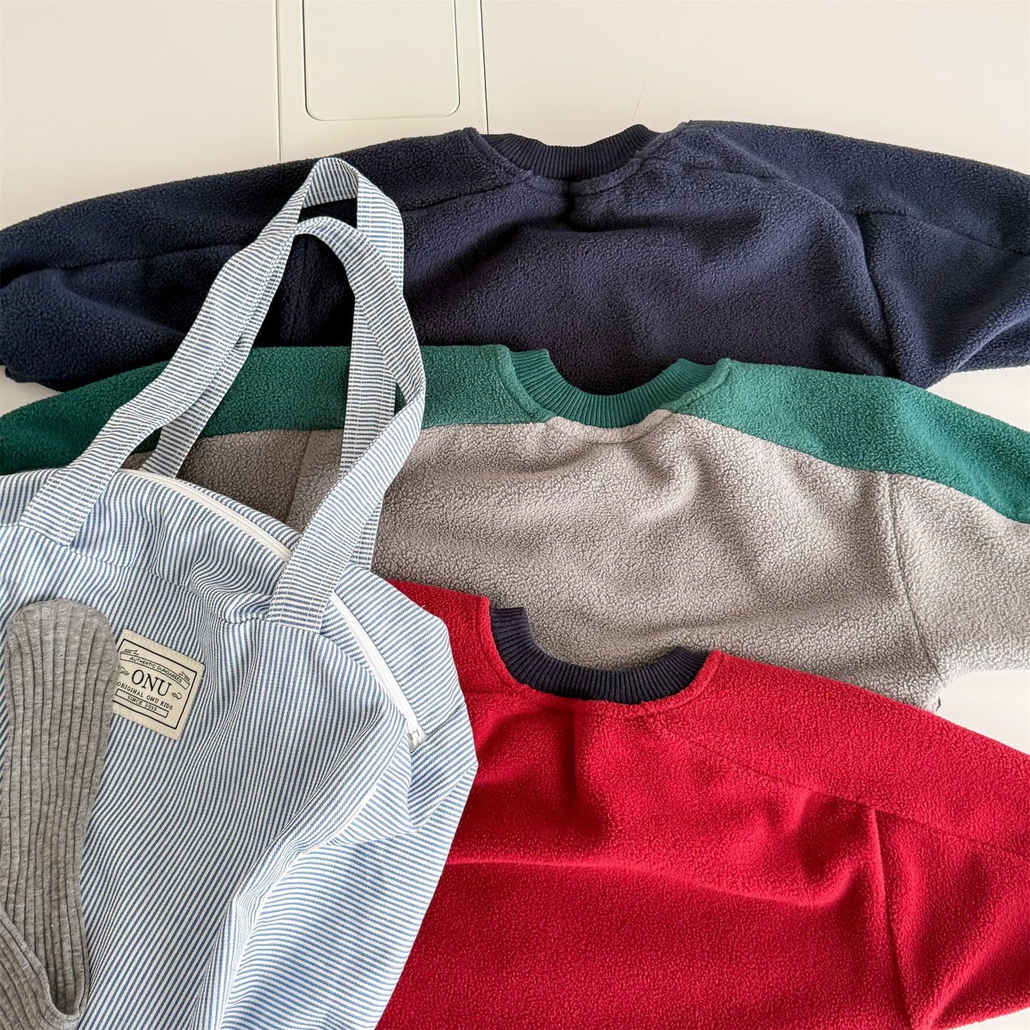 -ナンバーワッペン星柄フリーストレーナー【mh0010909】 - mamahalo shop - トレーナー・フーディ -  べビー服 - 子供服 - 男の子 - 女の子