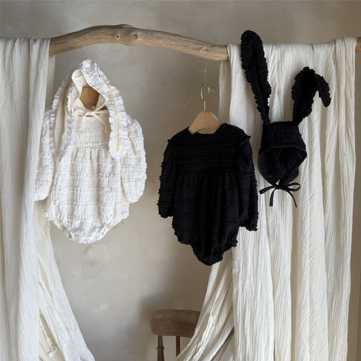 Baby Long Sleeve Romper with Ruffles, Bunny Ear Bonnet Set【mh0013880】