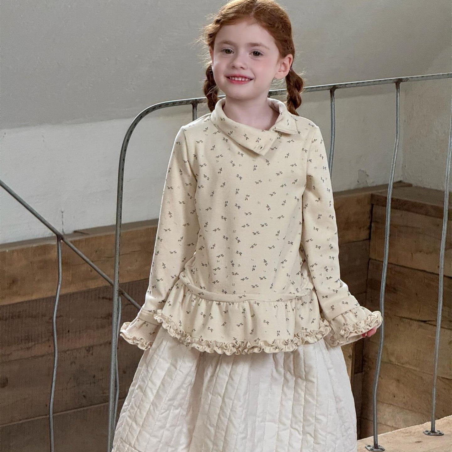 長袖ハイネックTシャツ 花柄 裾フリル レイヤード【mh0011748】