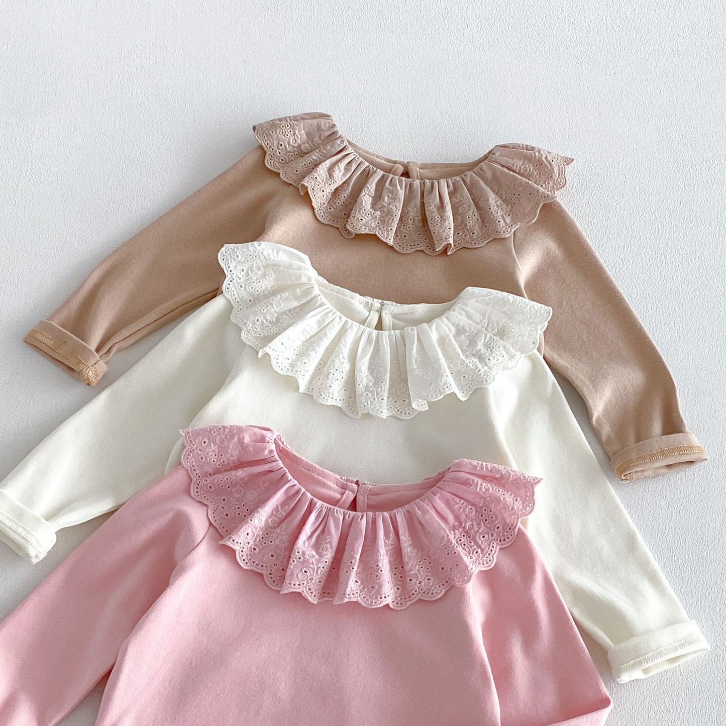 Camiseta de manga larga con cuello y dobladillo de volantes para niñas y pantalón acampanado【mh0014029】