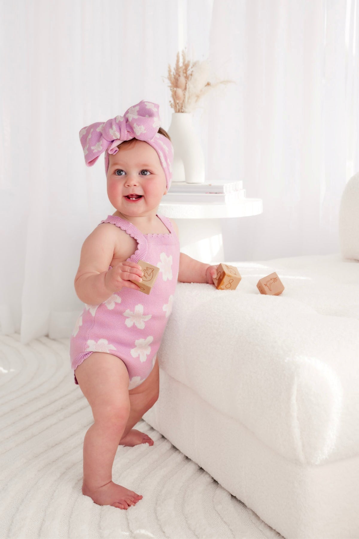 ノースリーブニットロンパース 花柄 ジャカードニット ボディスーツ ヘアバンド【mh0011857】