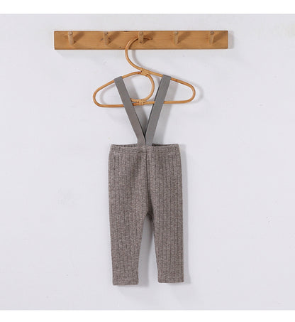 ベビーリブニットサロペットパンツ（ハイウエスト）クロスストラップ、チャコールグレー
