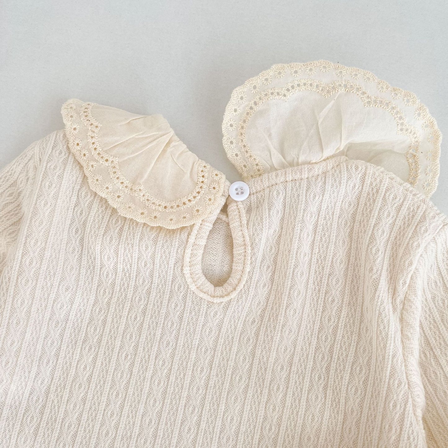 -ビッグフリルレース襟長袖Tシャツ【mh0010855】 - mamahalo shop - 長袖Tシャツ -  べビー服 - 子供服 - 男の子 - 女の子