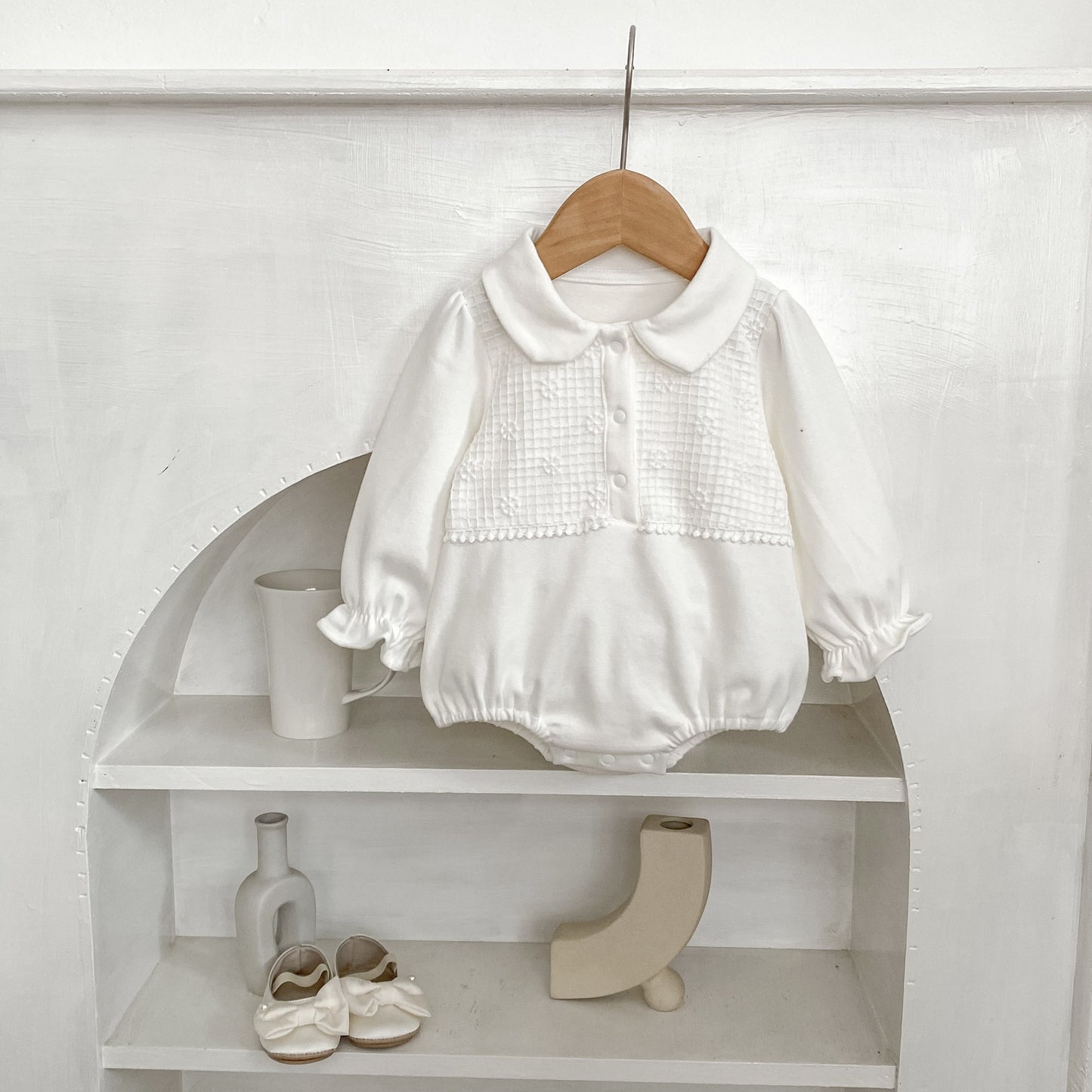 -刺繍切り替え襟付き長袖ロンパース【mh0010851】 - mamahalo shop - 長袖ロンパース -  べビー服 - 子供服 - 男の子 - 女の子