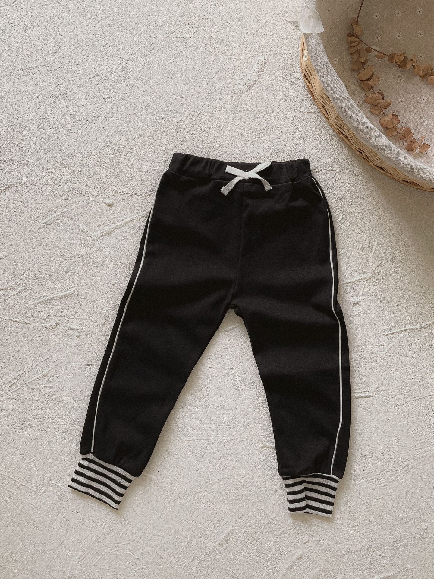 Stripe Trimmed Sweatpants サイドライン ジョガーパンツ【mh0012632】