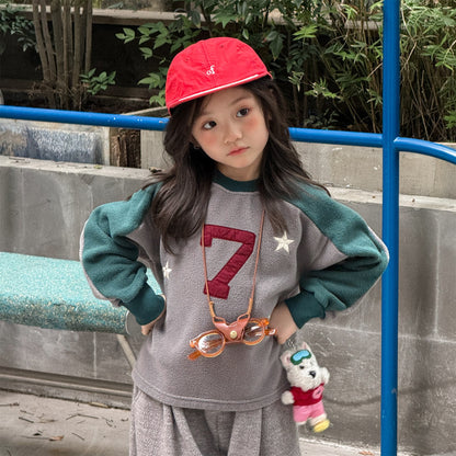 -ナンバーワッペン星柄フリーストレーナー【mh0010909】 - mamahalo shop - トレーナー・フーディ -  べビー服 - 子供服 - 男の子 - 女の子