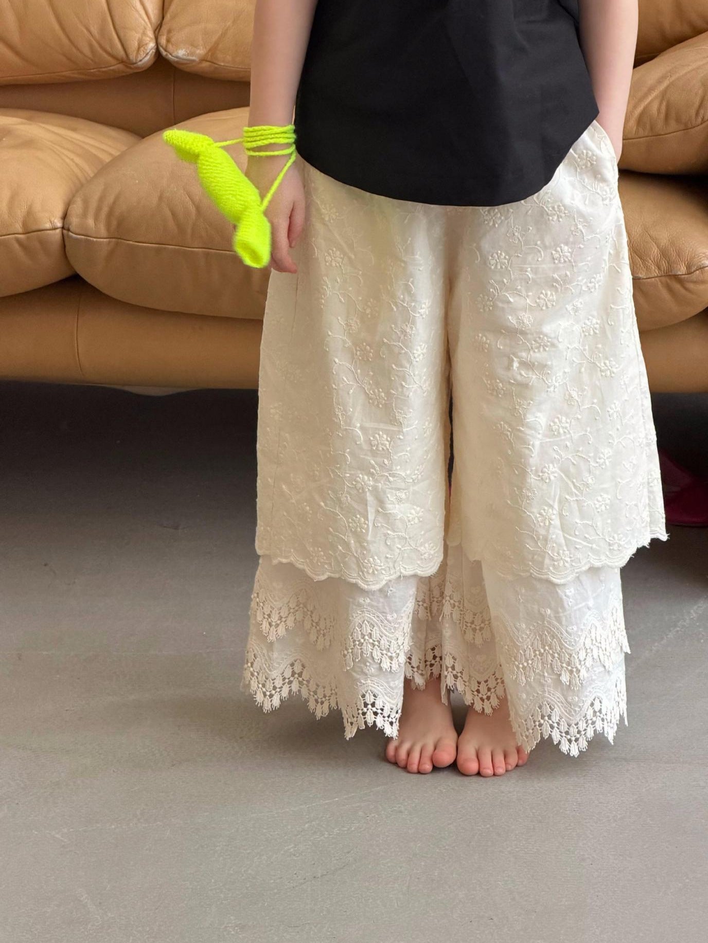 Tiered Eyelet Lace Pants 刺繍 レース クロップドパンツ【mh0012885】