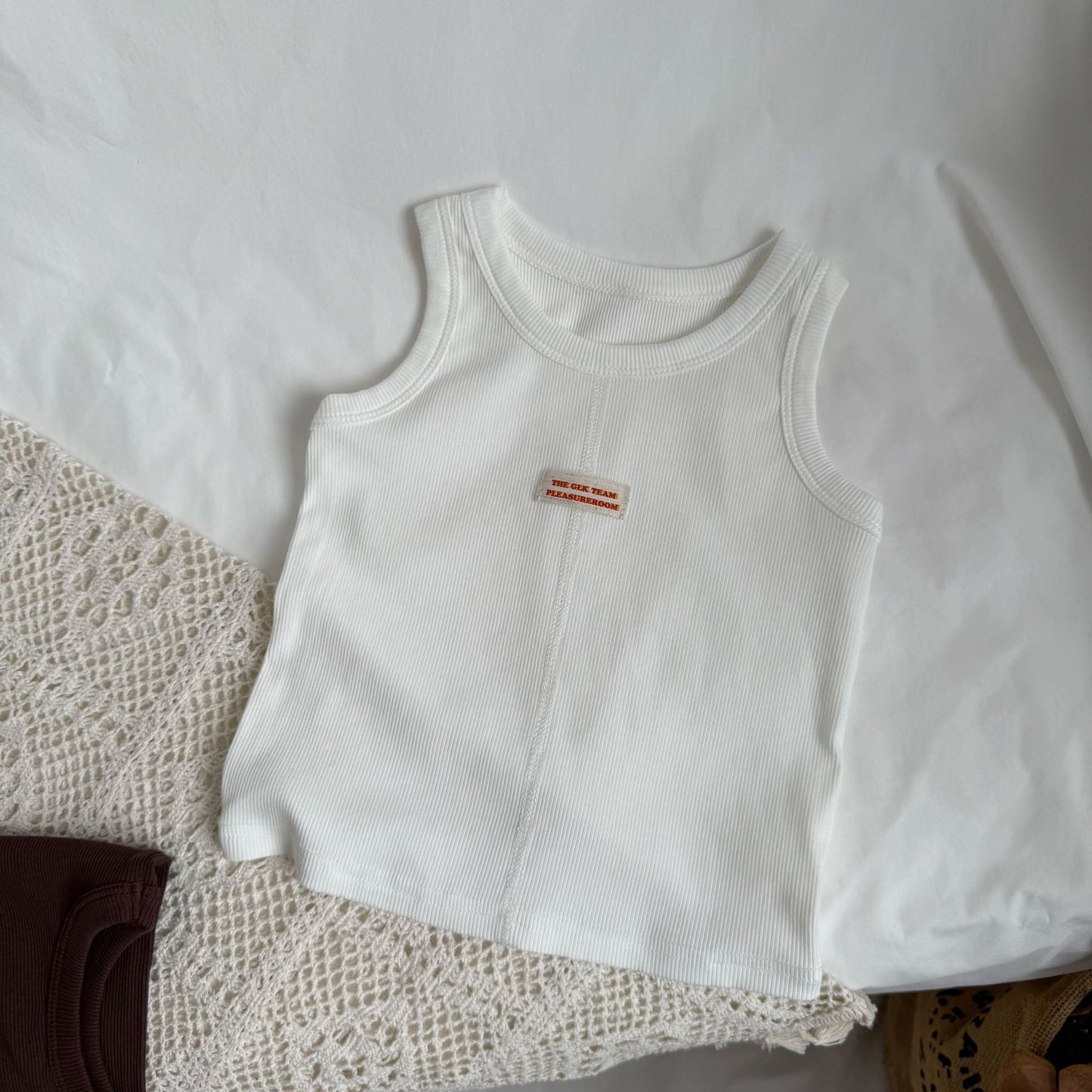 GL-kids Verano coreano Nuevo chaleco simple sin mangas con etiqueta Unisex Color sólido Centro-cosido Camiseta lavada【mh0013645】