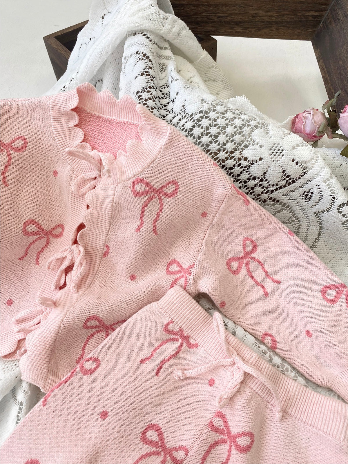 ジャカードニットセットアップ リボン ピンク フリル カーディガン ニットパンツ【mh0011854】