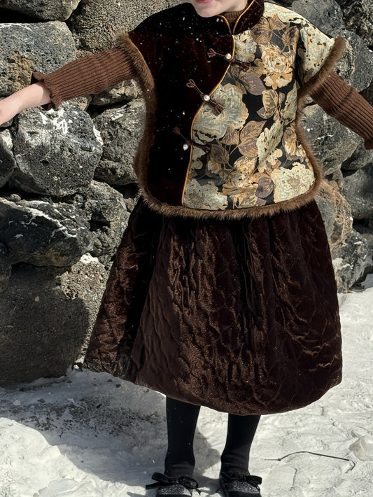 Quilted skirt with quilted bead embroidery [mh0011883]