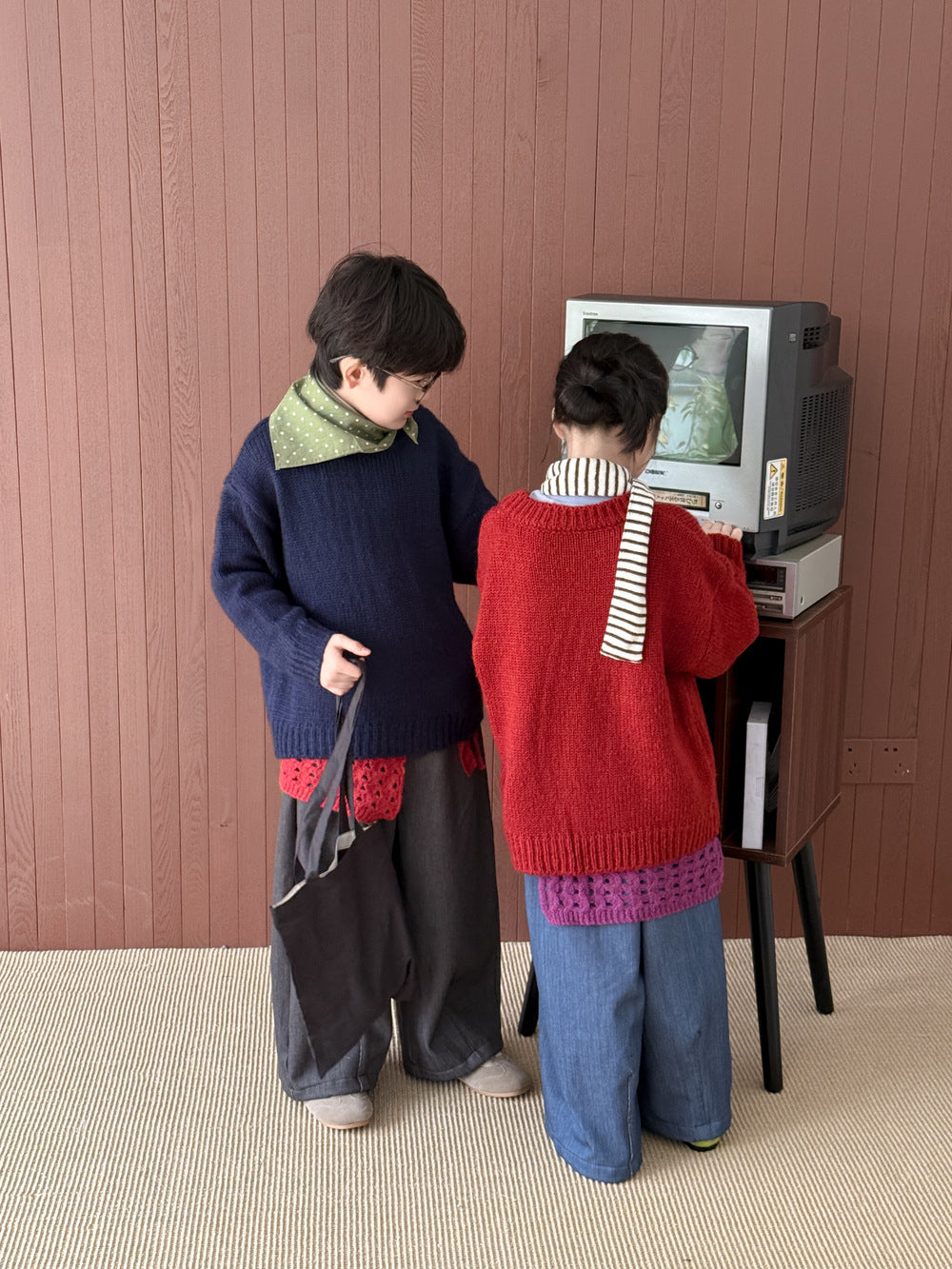 ニットセーター キッズ 裏起毛 厚手 クルーネック 無地 ルーズフィット プルオーバー【mh0011674】