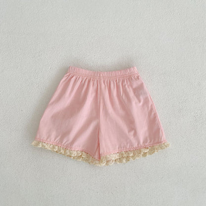 ピンクのショートパンツ、ゴムウエストと裾レースフリル