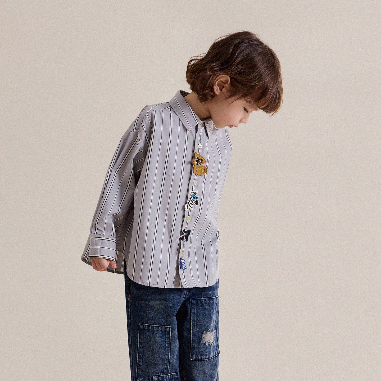 Camisa de manga larga con estampado de rayas y parches de animales para niños y jóvenes [mh0014244]