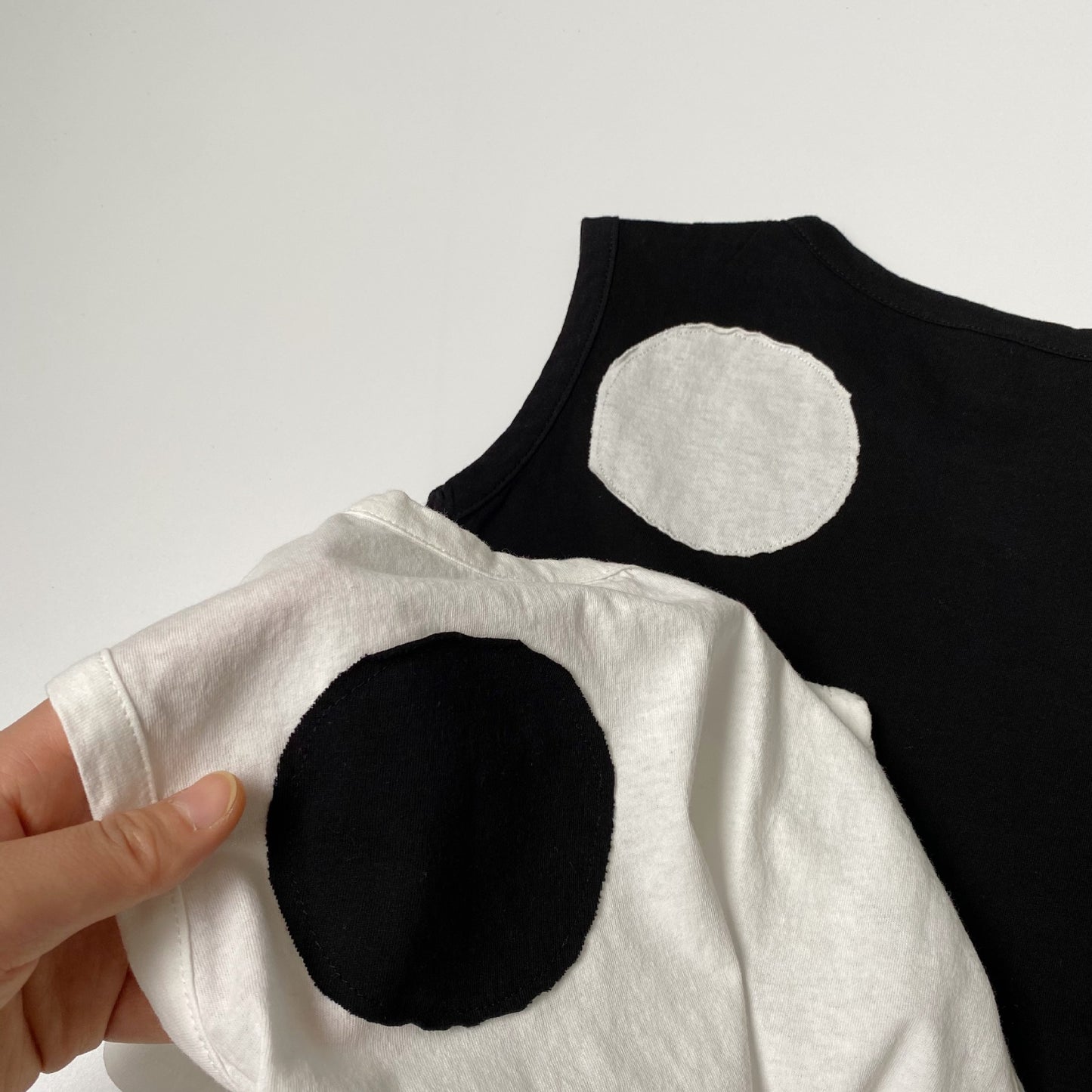 Geometric Back Patch Tank Top まるパッチ ノースリーブトップス【mh0013637】