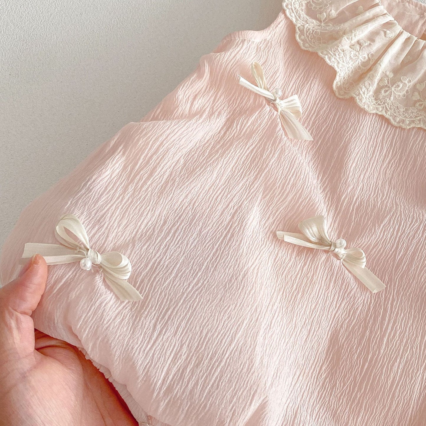 Sleeveless Lace Collar Bow Romper mameluco con lazo en el cuello de encaje sin mangas【mh0013435】
