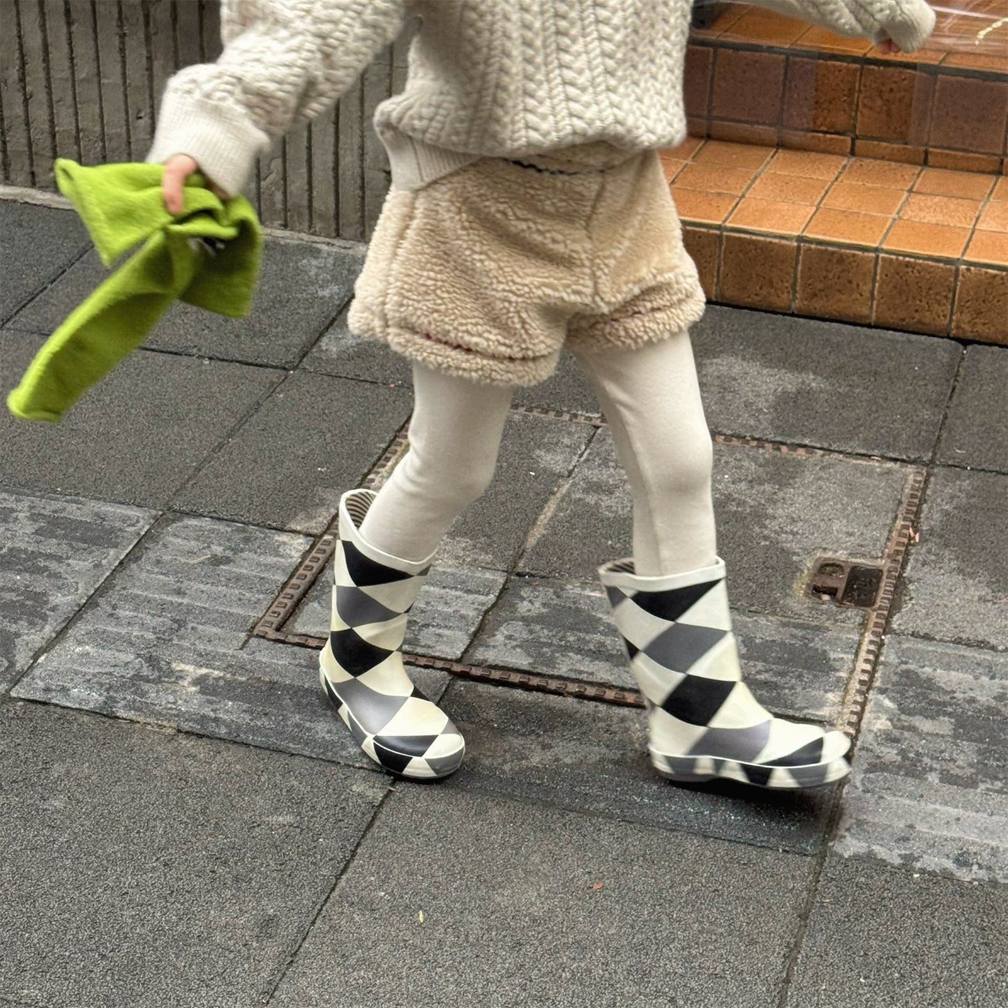 -ボアショートパンツカラーステッチもこもこあったかボトムス【mh0010910】 - mamahalo shop - ハーフパンツ・ショートパンツ -  べビー服 - 子供服 - 男の子 - 女の子