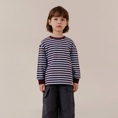 キッズ用ボーダー長袖Tシャツ（白×赤紫）・シンプルなボーダー