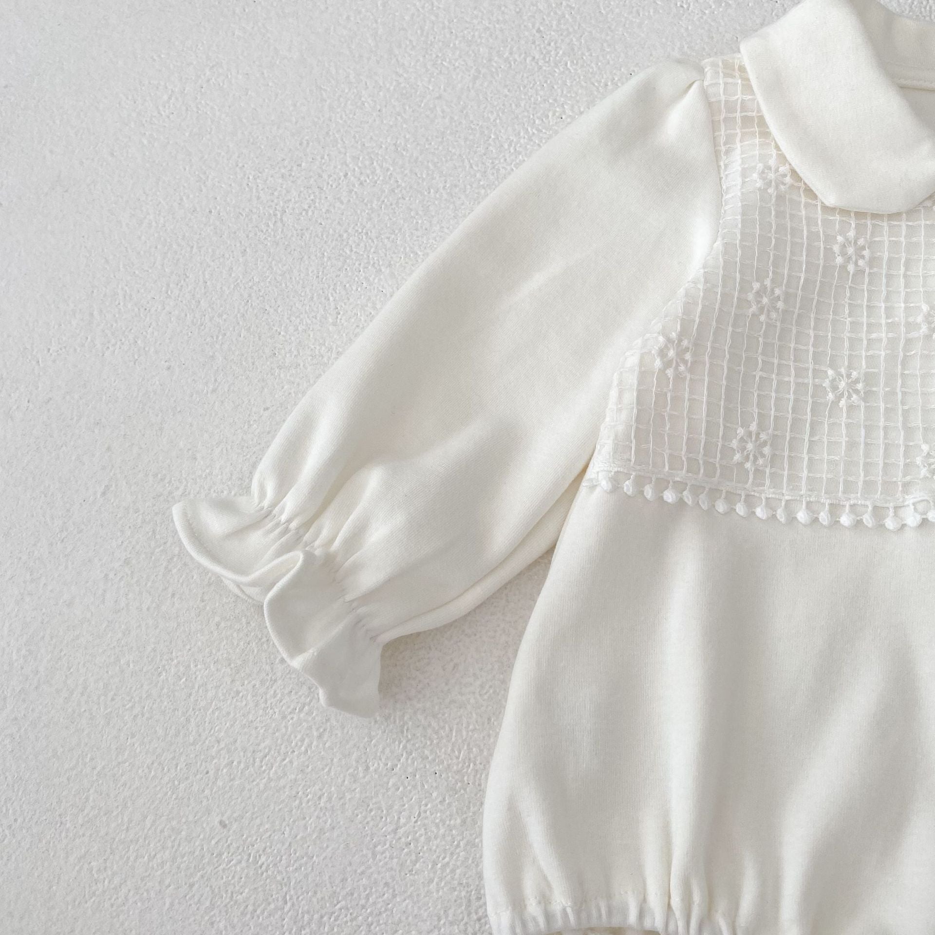 -刺繍切り替え襟付き長袖ロンパース【mh0010851】 - mamahalo shop - 長袖ロンパース -  べビー服 - 子供服 - 男の子 - 女の子