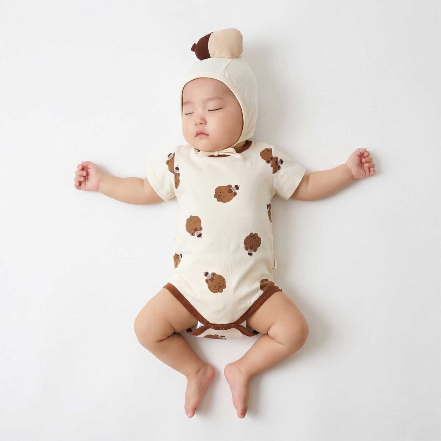 Short Sleeved Squirrel Print Jumpsuit With Chestnut Hat リスプリント 半袖ロンパース【mh0013360】