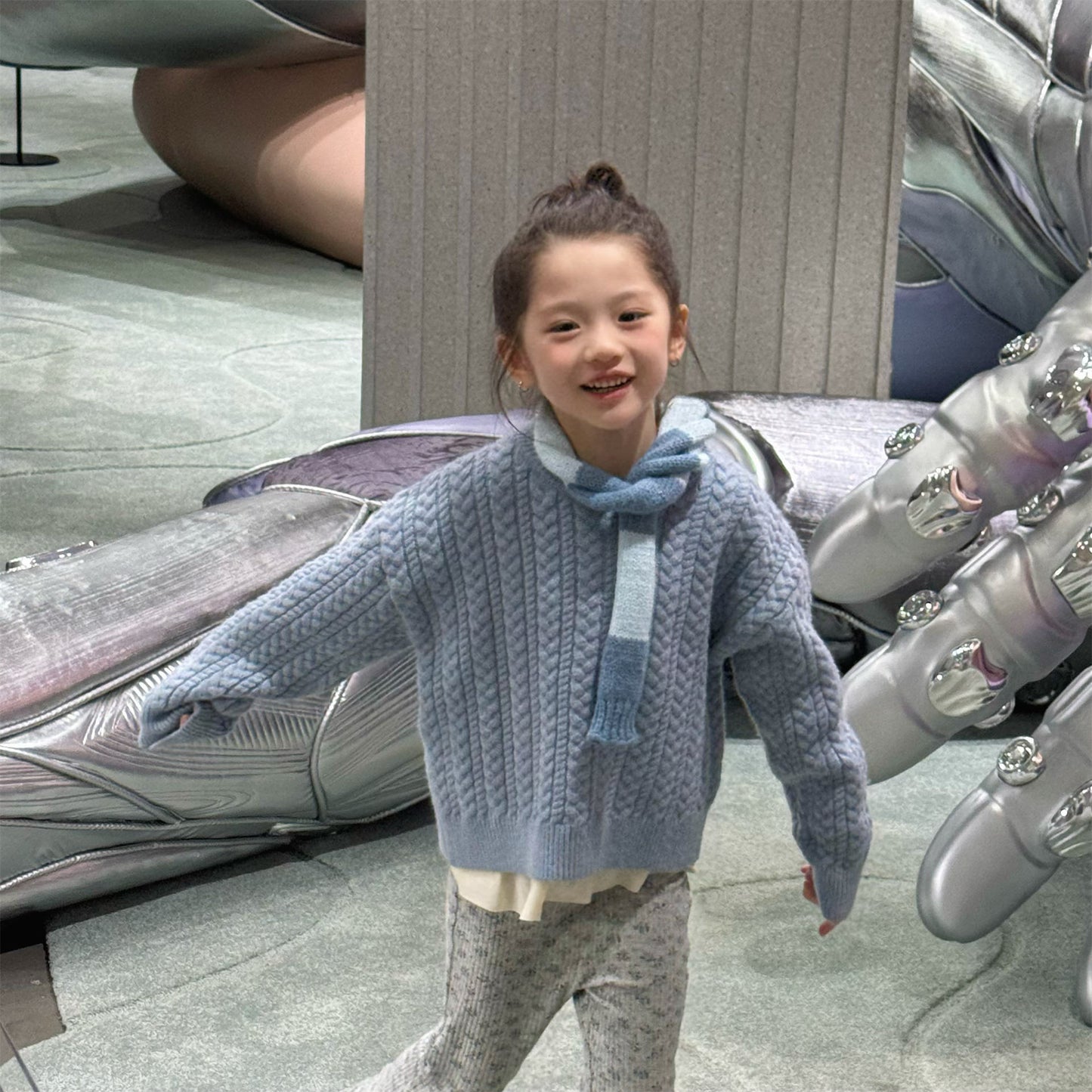 ケーブル編みクルーネックセーター【mh0010906】