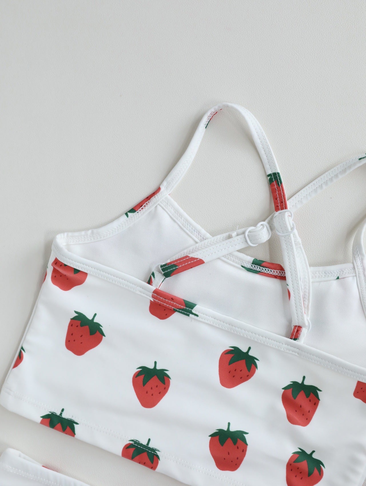 -キッズ水着 ガールズ ビキニ キャミソールトップス+フリルパンツ フルーツ/フラワープリント 3カラー スイムウェア【mh0005984】 - mamahalo shop - ベビー用水着 -  べビー服 - 子供服 - 男の子 - 女の子