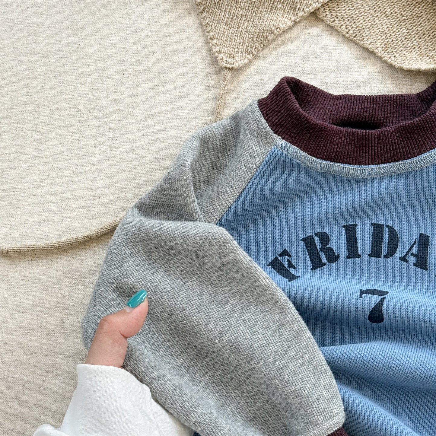 -ロゴプリント長袖スウェット ラグランTシャツ【mh0010812】 - mamahalo shop - 長袖Tシャツ -  べビー服 - 子供服 - 男の子 - 女の子