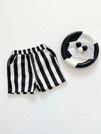 Fashionable Wide Stripe Casual Shorts