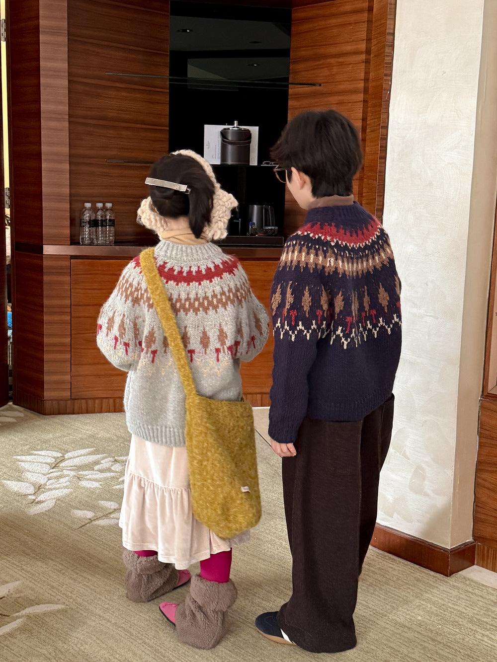 ニットセーター キッズ 求心柄 厚手 クルーネック ルーズフィット カジュアル【mh0011684】