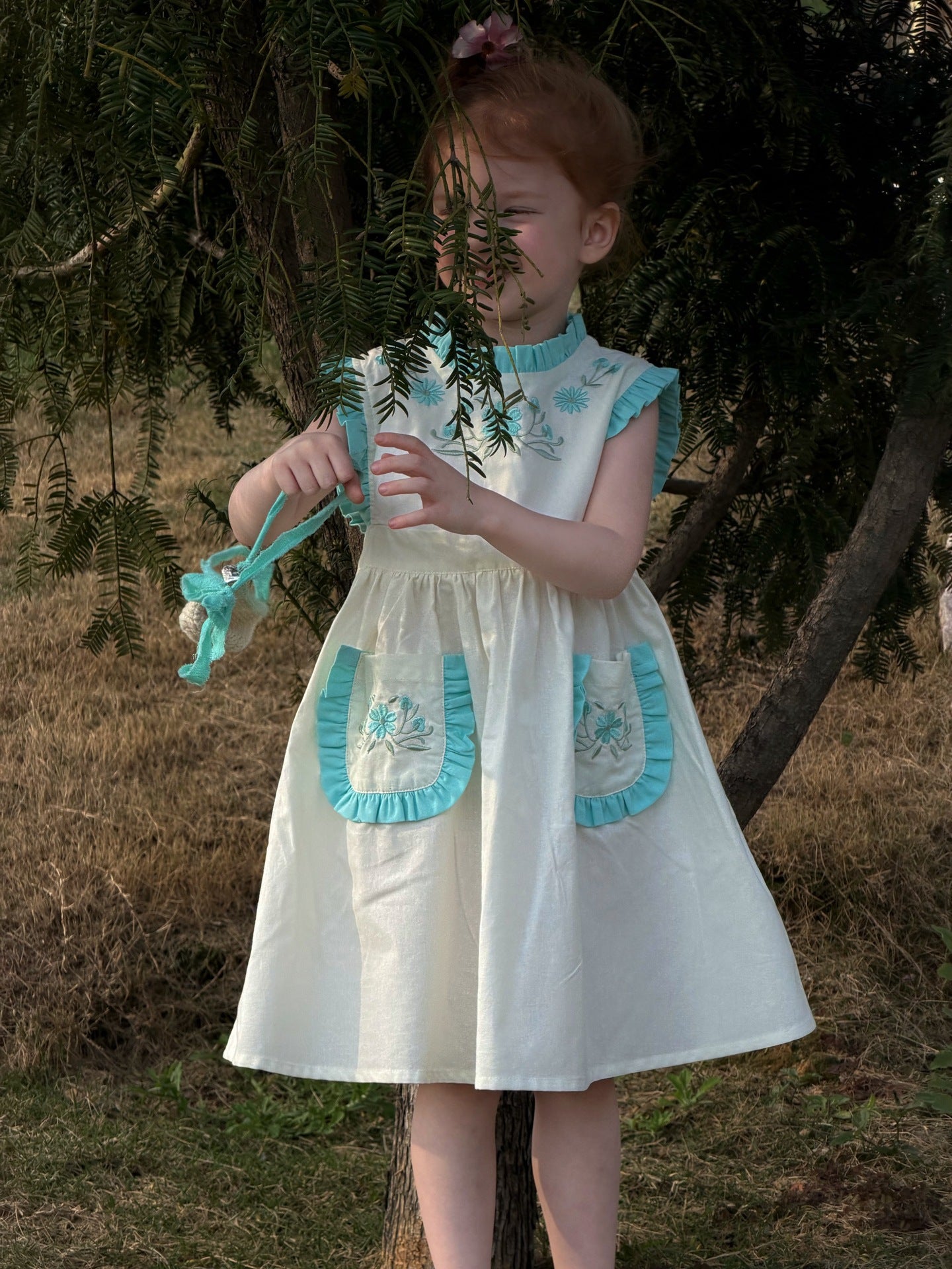 Embroidered Flounce Sleeve Vest Dress 刺繍 フリル ノースリーブワンピース【mh0013410】