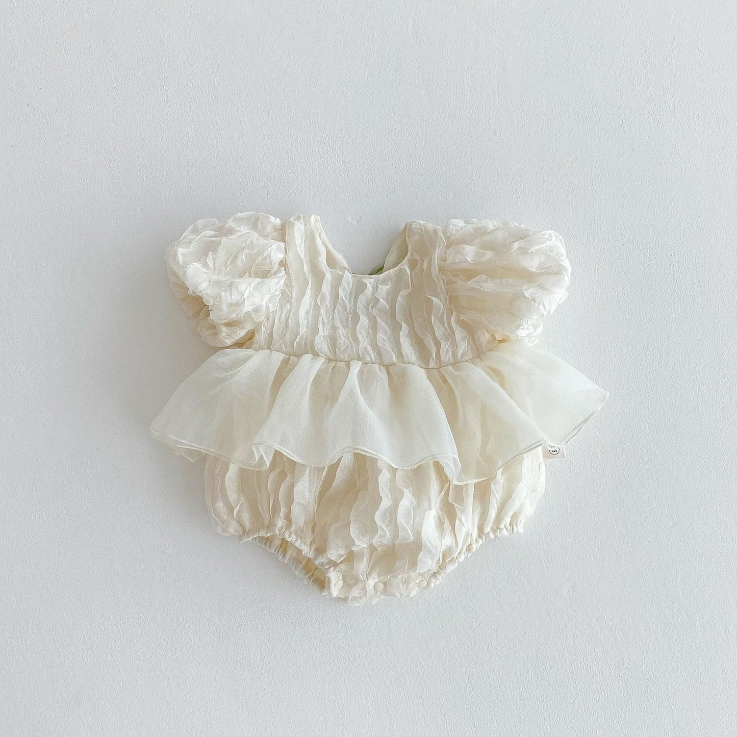 -ベビーロンパース 半袖ペプラムボディスーツ レース チューリップ ドレスロンパース 2カラー【mh0005624】 - mamahalo shop - 半袖ロンパース -  べビー服 - 子供服 - 男の子 - 女の子