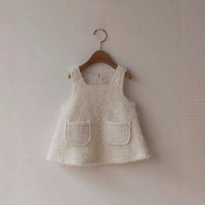 Sleeveless dress with boa fabric, square neck, and pockets. Jumper skirt [mh0011634]