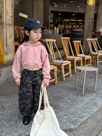 -クロップド丈パーカー 刺繍ロゴ入りフーディー ショートスウェット【mh0011053】 - mamahalo shop - カーディガン・パーカー -  べビー服 - 子供服 - 男の子 - 女の子