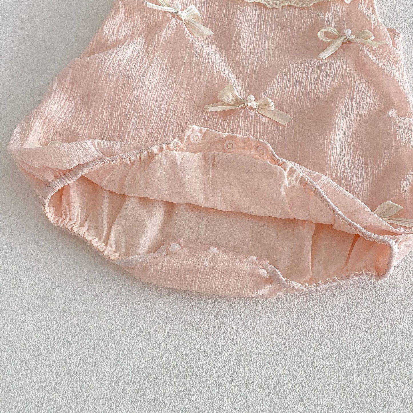 Sleeveless Lace Collar Bow Romper mameluco con lazo en el cuello de encaje sin mangas【mh0013435】