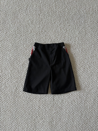 黒ハーフパンツ ウエストゴム 両脇ポケット きちんと感