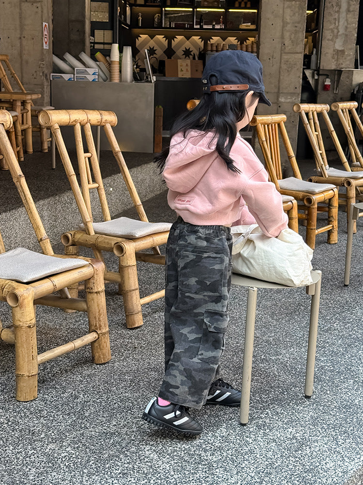 -クロップド丈パーカー 刺繍ロゴ入りフーディー ショートスウェット【mh0011053】 - mamahalo shop - カーディガン・パーカー -  べビー服 - 子供服 - 男の子 - 女の子